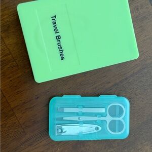 Travel makeup Brush Set with travel Manicure Kit